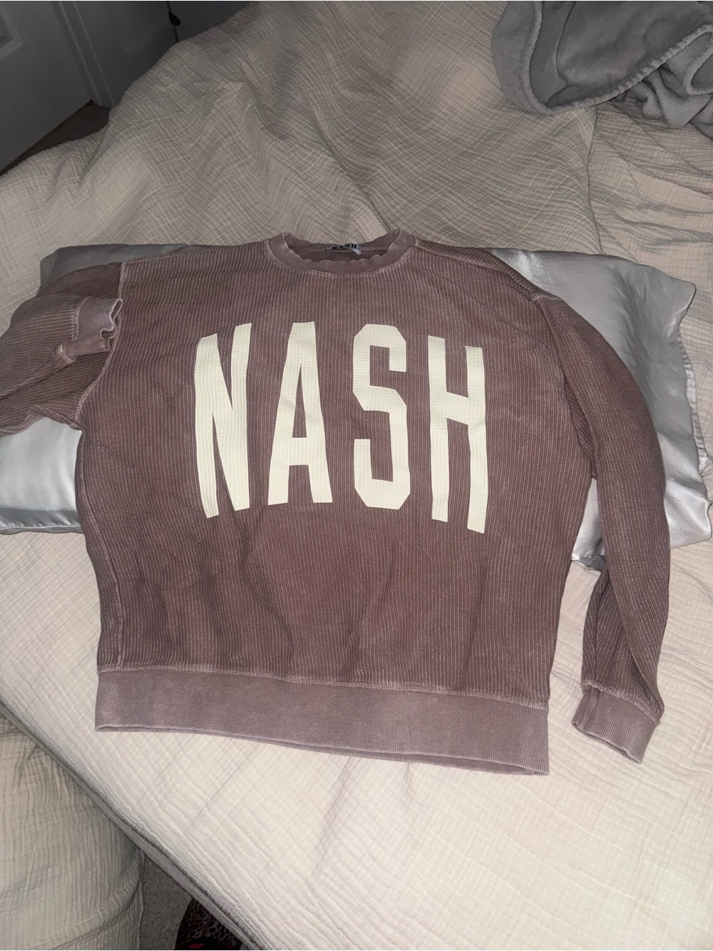 Ash NASH Crewneck Sweater in Dusty Mauve with Cream Lettering